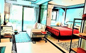 La Casita Pool Access Condo Huahin Only 10 Minutes To The Beach